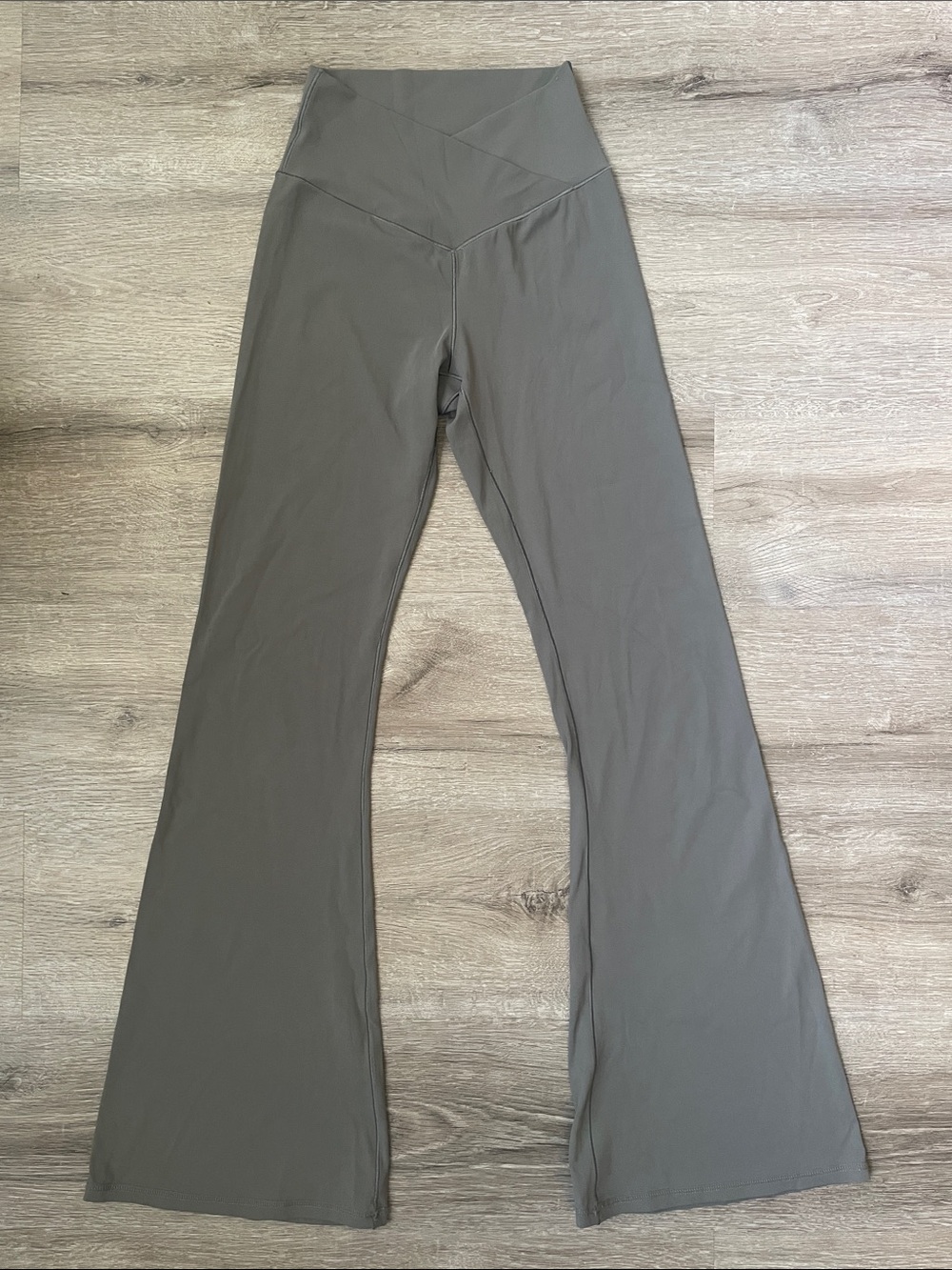 Sunzel Flare leggings size xs